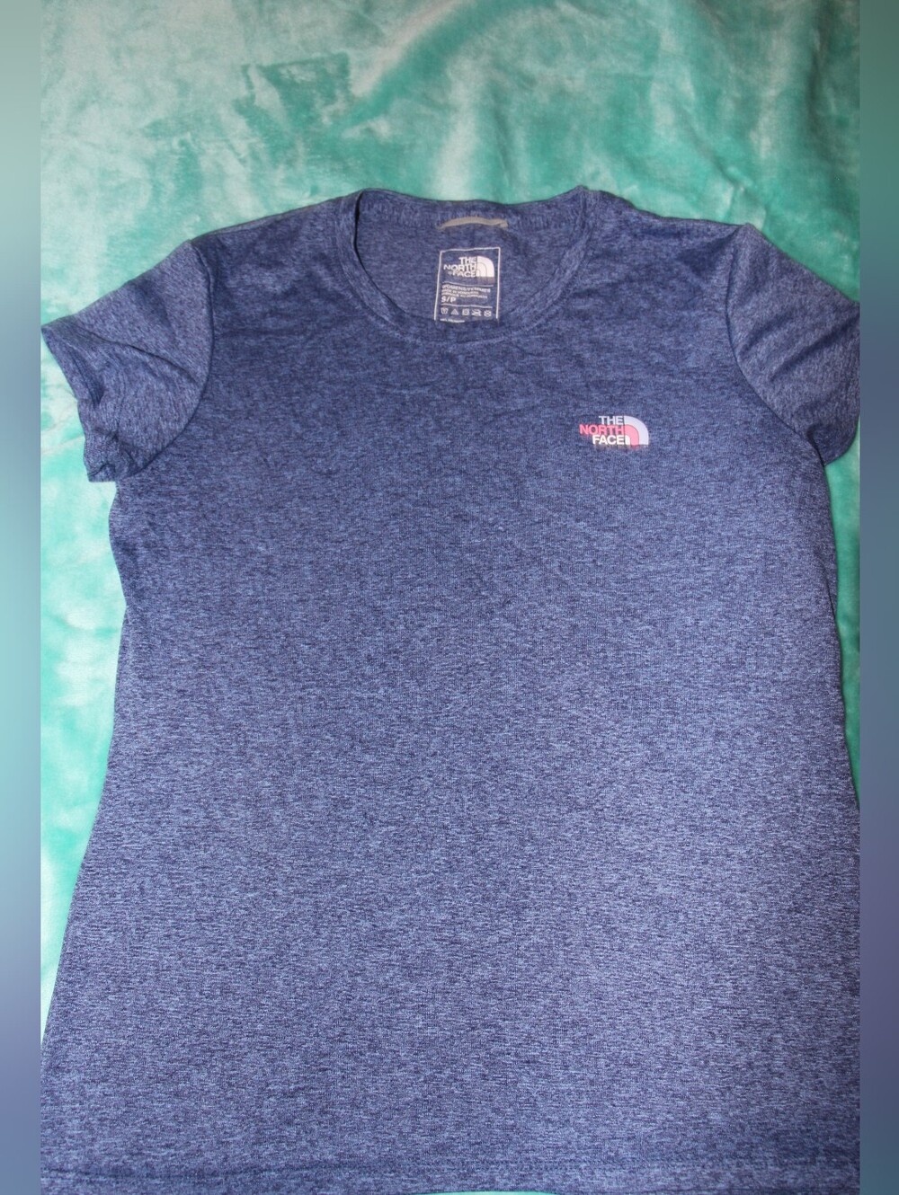 Women's Blue North Face Tee - Picture 5 of 7